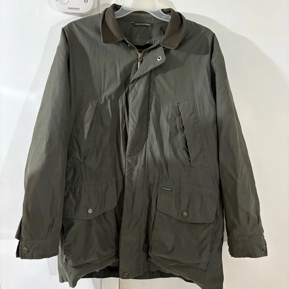 Weatherproof Men’s Multi-pocket Jacket with Detachable Lining Size XL w/ Leather